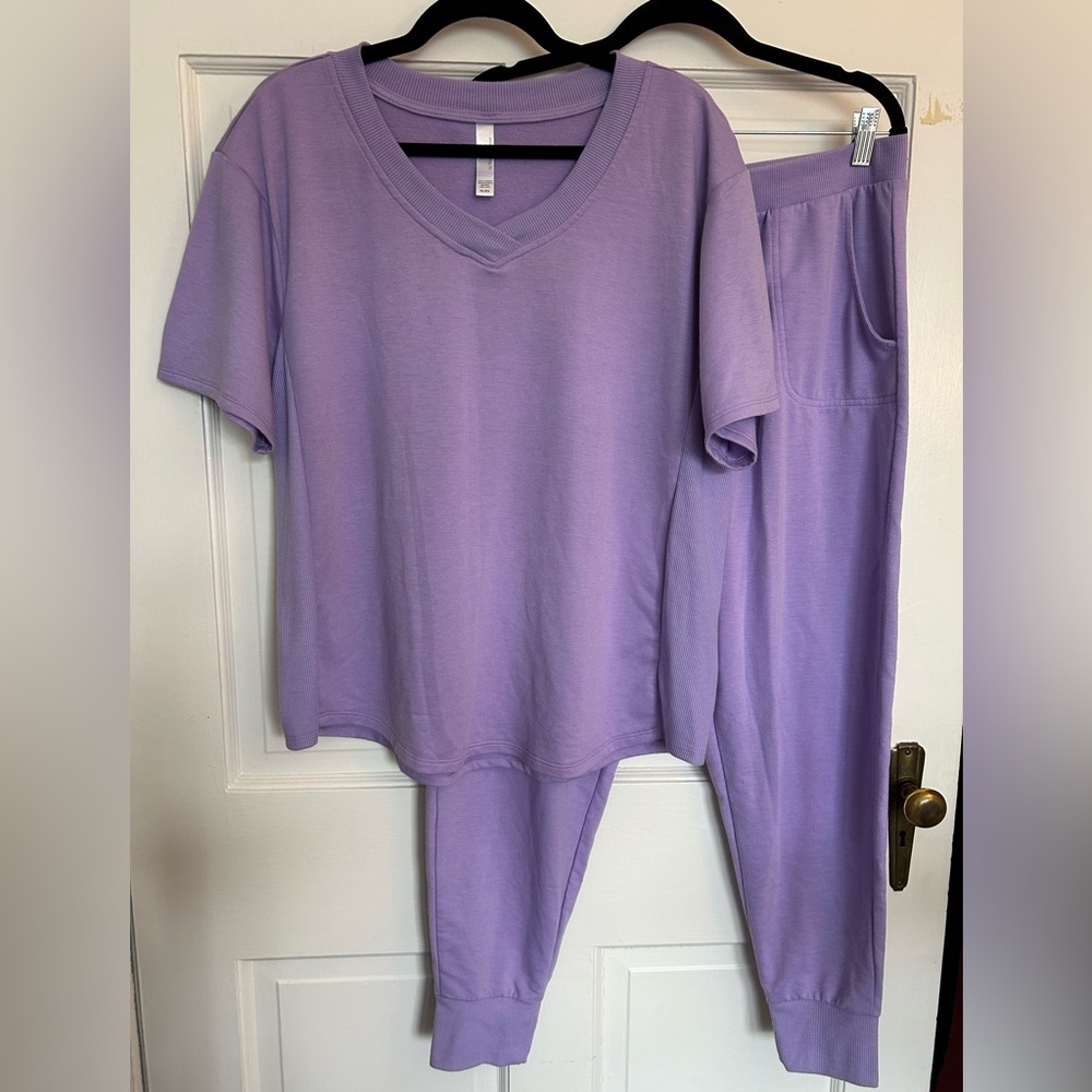 FLORA NIKROOOZ Woman’s Lounge Set Size XL Light Purple Lavender Short Sleeve